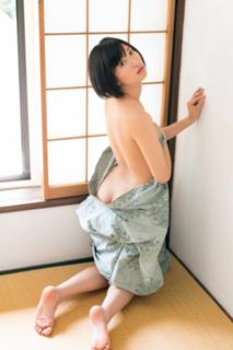 Yuka Kuramochi feet photo thumbnail