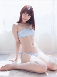 Yuki Kashiwagi feet photo thumbnail