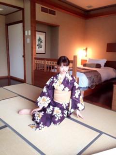 Yuki Kashiwagi feet photo thumbnail