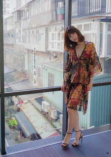 Yuki Kashiwagi feet photo thumbnail