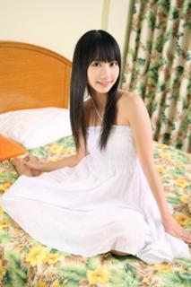 Yuki Kashiwagi feet photo thumbnail
