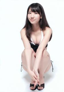 Yuki Kashiwagi feet photo thumbnail