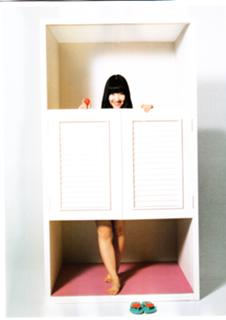 Yuki Kashiwagi feet photo thumbnail