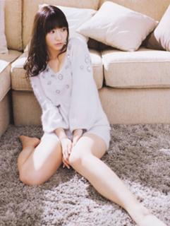 Yuki Kashiwagi feet photo thumbnail
