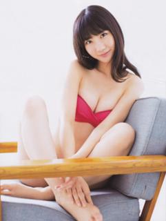 Yuki Kashiwagi feet photo thumbnail