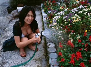 Yukie Kawamura feet photo 1