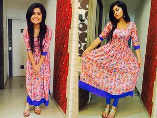 Yukti Kapoor feet photo 20