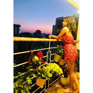 Yukti Kapoor feet photo 19