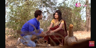 Yukti Kapoor feet photo 8