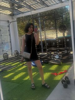 Yukti Kapoor feet photo 19