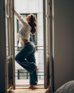Yulia Buinovskaya feet photo 6