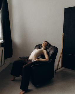 Yulia Buinovskaya feet photo 14