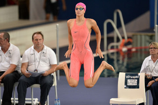 Yulia Efimova feet photo 14