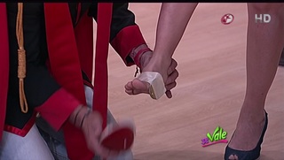 Yuliana Peniche feet photo 2