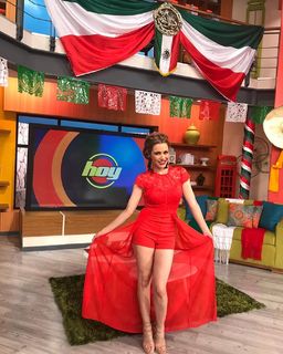 Yuliana Peniche feet photo 7
