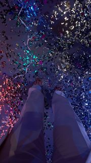 Yulianna Karaulova feet photo thumbnail