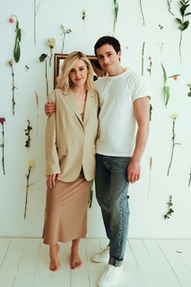 Yulianna Karaulova feet photo thumbnail