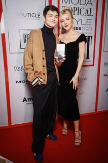 Yulianna Karaulova feet photo thumbnail