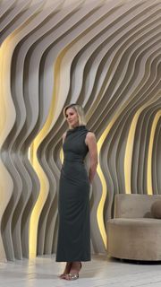 Yulianna Karaulova feet photo thumbnail