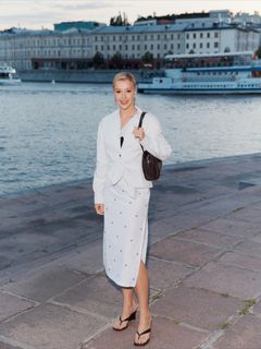 Yulianna Karaulova feet photo 10