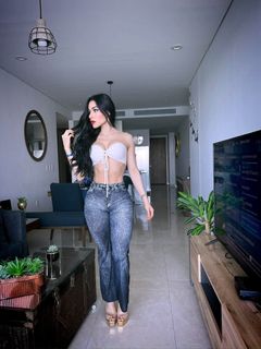 Yuliett Torres feet photo 11