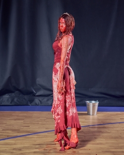 Yuliya Gavrilina feet photo thumbnail