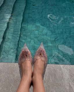 Yuliya Gavrilina feet photo thumbnail