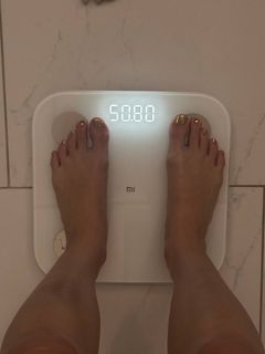 Yuliya Gavrilina feet photo thumbnail