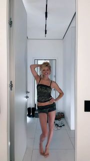 Yuliya Gavrilina feet photo 7