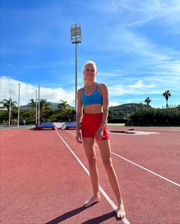 Yuliya Levchenko feet photo 20
