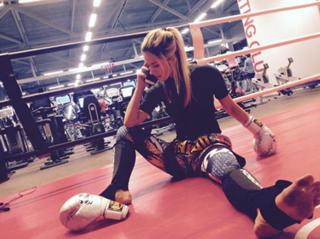 Yuliya Parshuta feet photo thumbnail