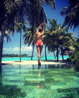 Yuliya Parshuta feet photo thumbnail