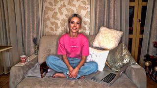 Yuliya Parshuta feet photo thumbnail