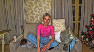Yuliya Parshuta feet photo thumbnail