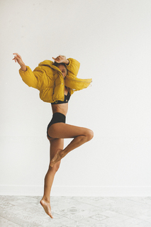 Yuliya Parshuta feet photo thumbnail