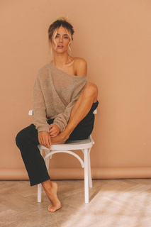 Yuliya Parshuta feet photo thumbnail