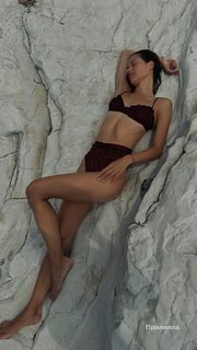 Yuliya Parshuta feet photo thumbnail