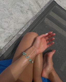 Yuliya Parshuta feet photo thumbnail