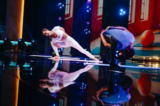 Yuliya Parshuta feet photo thumbnail