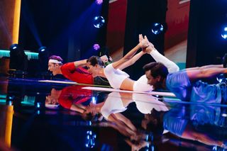 Yuliya Parshuta feet photo thumbnail