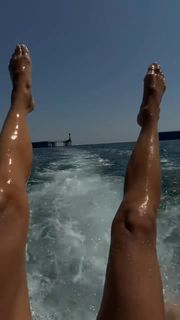 Yuliya Parshuta feet photo thumbnail