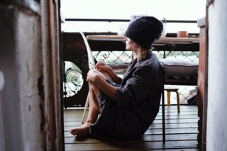 Yuliya Peresild feet photo 4