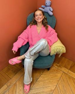 Yuliya Peresild feet photo 17