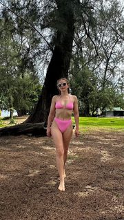Yuliya Peresild feet photo 4