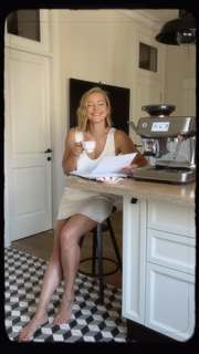 Yuliya Peresild feet photo 7