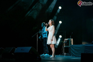 Yuliya Savicheva feet photo 18