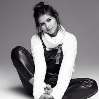 Yuliya Topolnitskaya feet photo 10