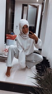Yuliya Zivert feet photo 5
