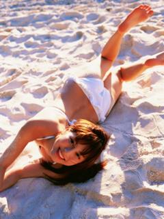 Yumi Sugimoto feet photo thumbnail