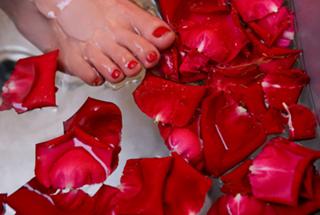 Yumi Sugimoto feet photo thumbnail